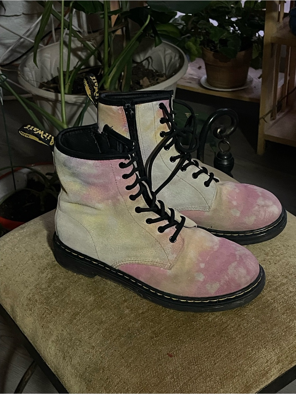 Dr. Martens Pastel Tie-Dye Suede Lace-Up Boots size 37/ US5 EXCELLENT